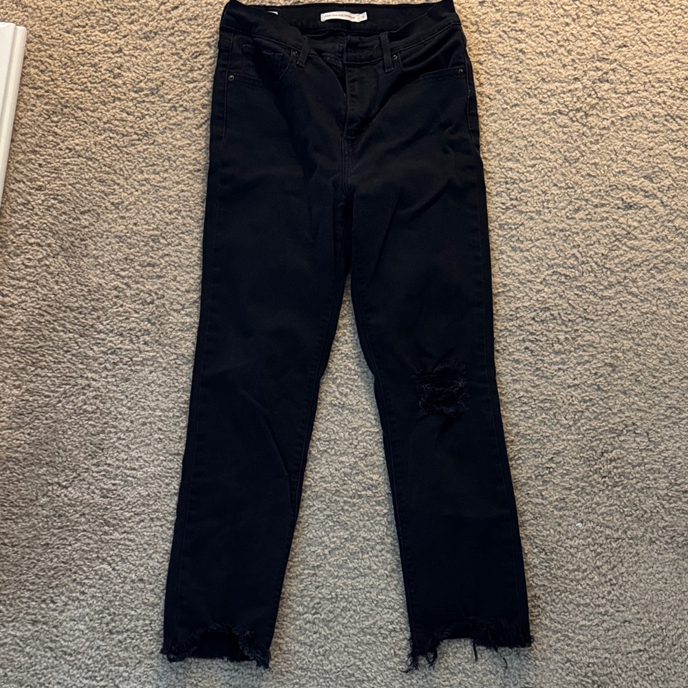 Levi’s Black Distressed Women Jeans